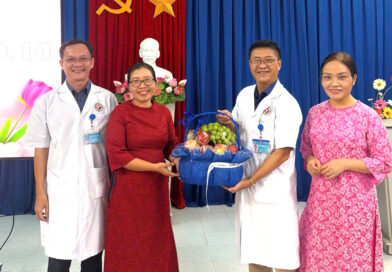 Tổ chức tọa đàm mừng Ngày phụ nữ Việt Nam 20/10