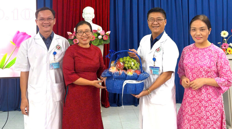 Tổ chức tọa đàm mừng Ngày phụ nữ Việt Nam 20/10